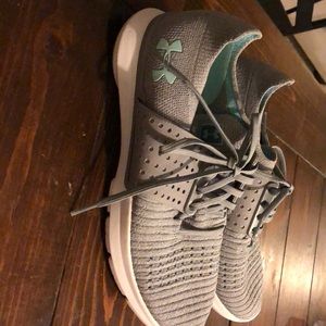 Women’s under armour running shoes new